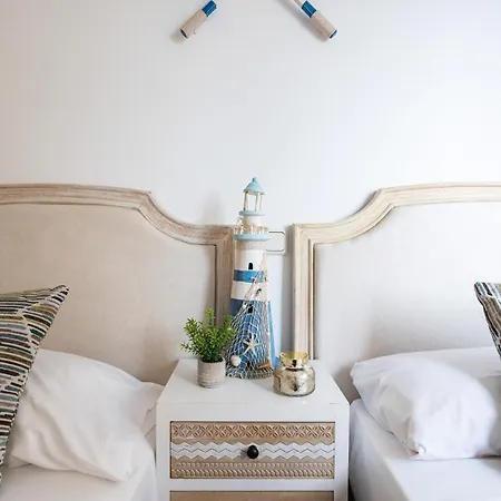 Malagasuite Impressive Seaviews * 푸엔히롤라