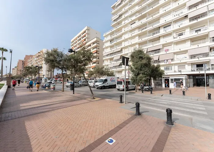 Malagasuite Impressive Seaviews