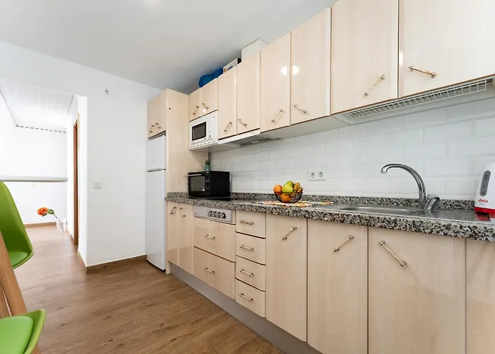 Malagasuite Impressive Seaviews Apartment