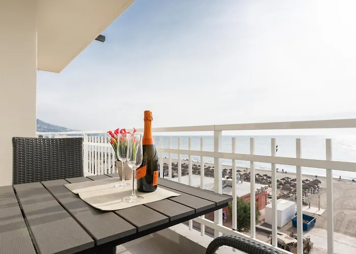 Malagasuite Impressive Seaviews Fuengirola