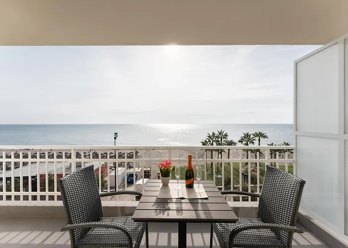 アパート Malagasuite Impressive Seaviews フエンヒロラ