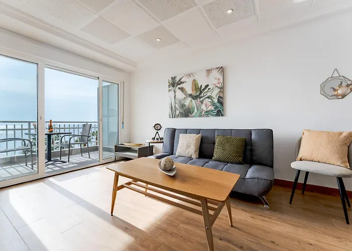 Malagasuite Impressive Seaviews * フエンヒロラ